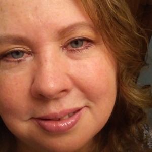 Meet your Posher, Jacqueline